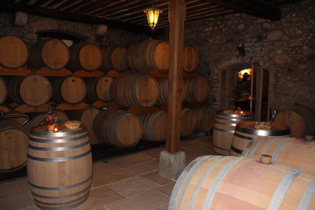 Domaine Viticole Acomodação com café da manhã Tartegnin Exterior foto